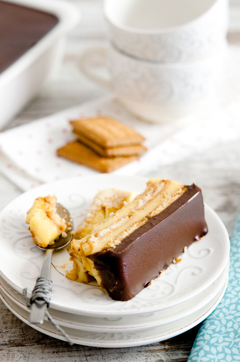 TARTA DE GALLETAS,FLAN Y CHOCOLATE