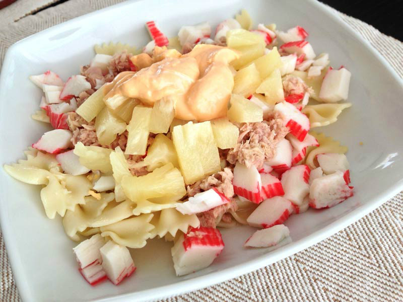 Ensalada tropical de pasta