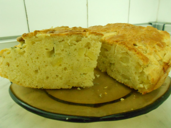 cake de manzana y queso azul