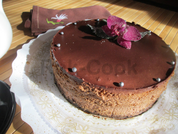 TARTA DE CHOCOLATE Y TRUFA