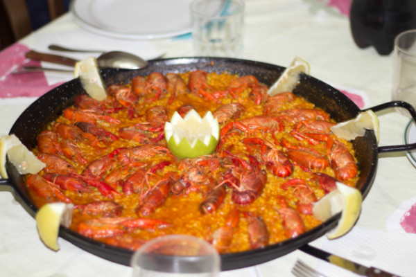 Paella de cangrejos de rio