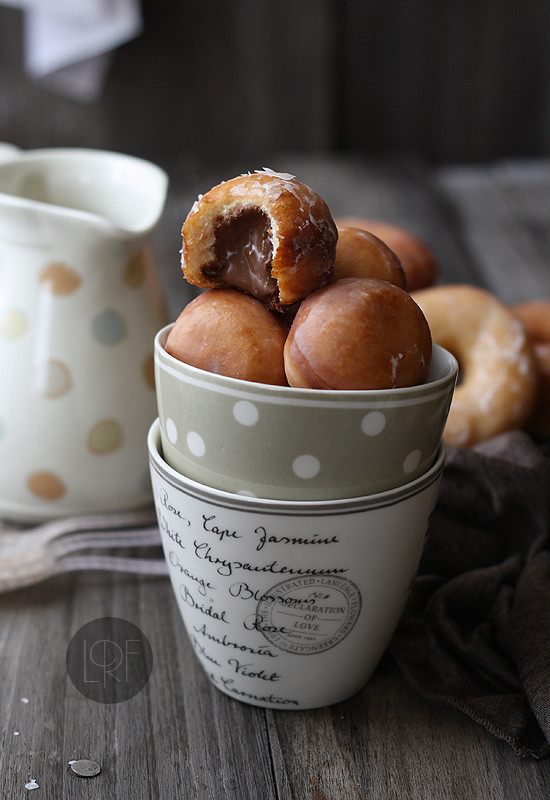 BOLAS DE DONUTS CON NUTELLA