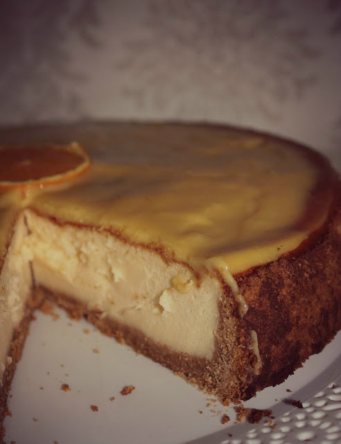 CHEESECAKE CON ORANGE CURD