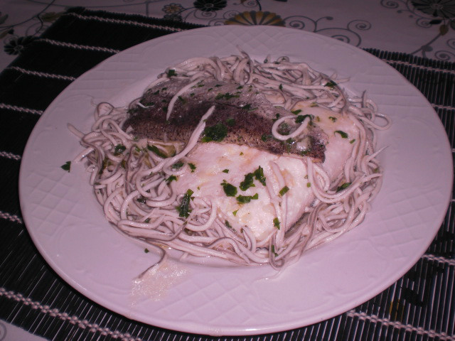 Merluza con Gulas