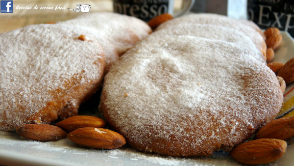 Galletas de mantequilla y almendra