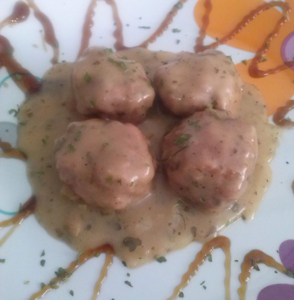 ALBONDIGAS CASERAS