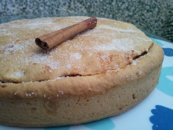 TORTA RELLENA DE CREMA DE BATATA