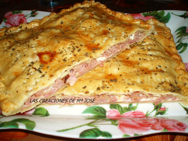 EMPANADA DE CARNE Y BACON