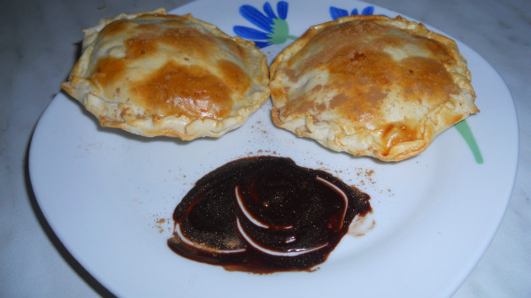 enpanadas ce manzana y canela(obleas la cocinera)