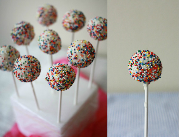 Cake pops o bocaditos irresistibles.