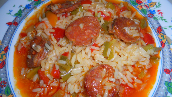 arroz caldoso con longanizay verduras