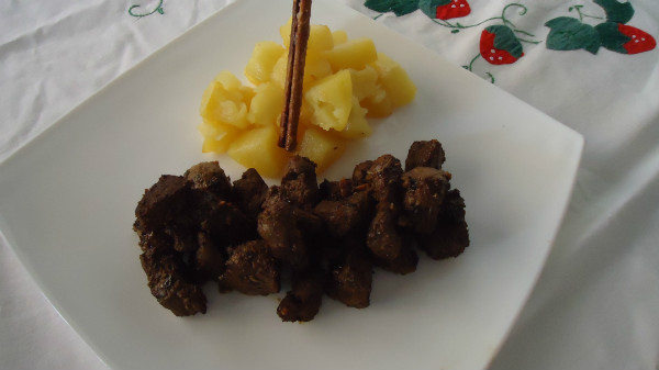 CARAJACAS CANARIAS Y PATATAS A LA CANELA