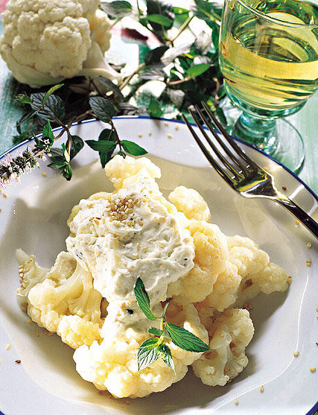 Coliflor con crema de sésamo