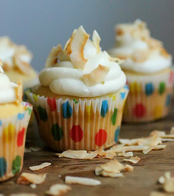 Cupcakes de coco-pasión