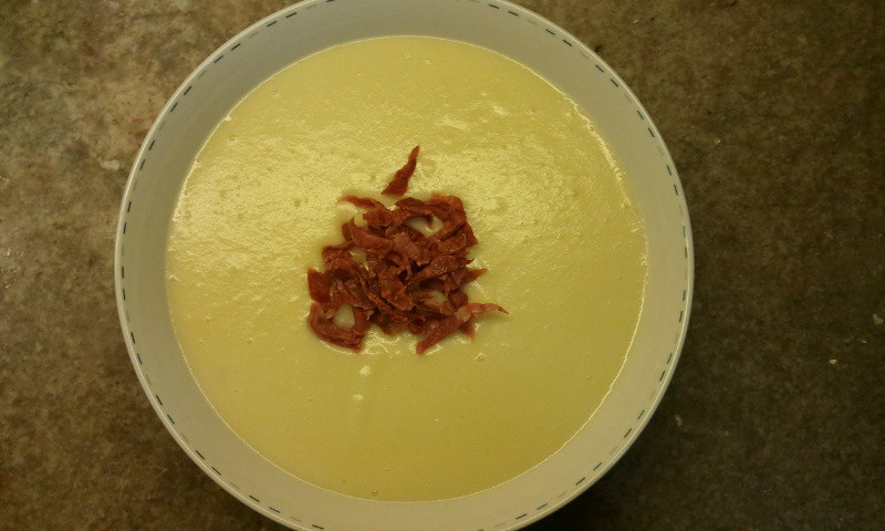 crema de puerros con jamon