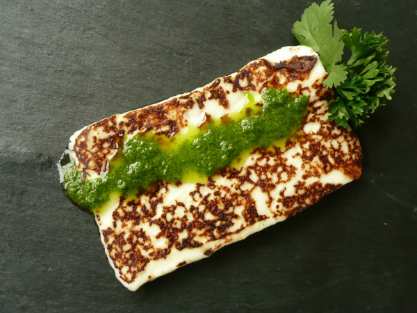 queso de burgos a la plancha con perejil