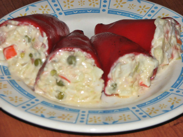 pimientos rellenos de ensaladilla