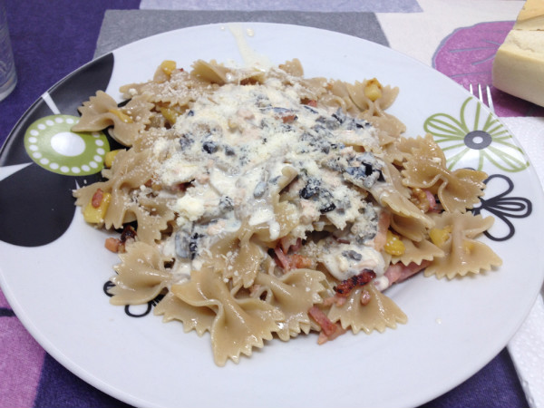 Farfalle de boletus con salsa de foie