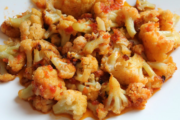 coliflor con tomate