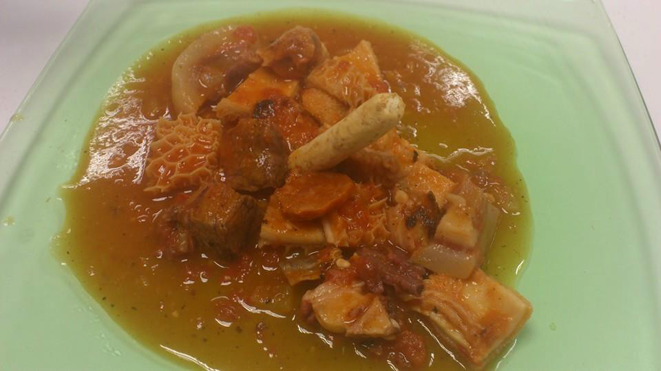 CALLOS EN SALSA