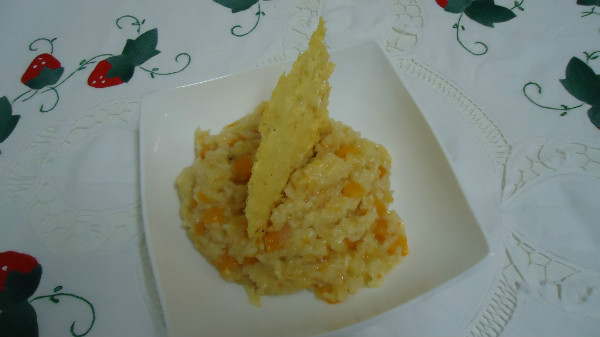 RISOTTO DE CALABAZA Y ALMENDRAS CON CRUJIENTE DE QUESO