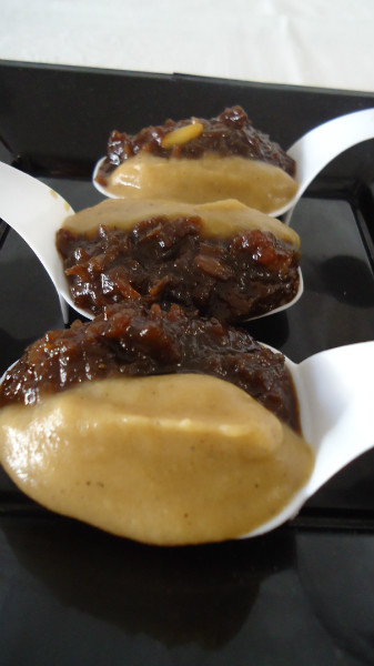 MORCILLA CARAMELIZADA CON MANZANA SALPIMENTADA