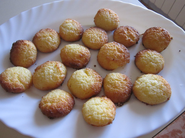 GALLETAS  (PASTAS) DE COCO