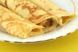 Crepes de pollo y cebolla confitada