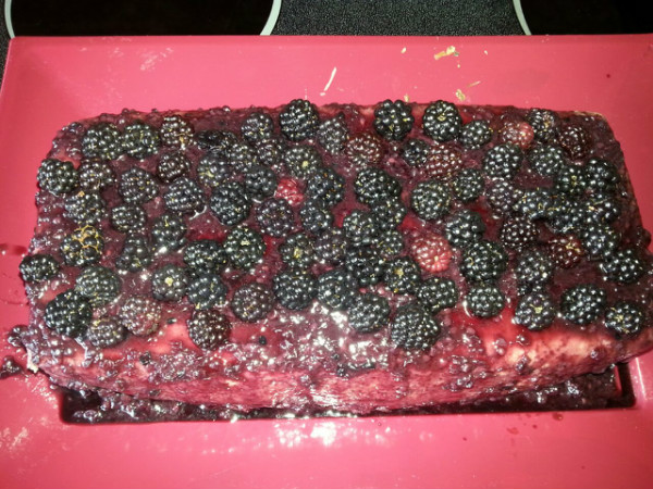 PASTEL DE QUESO FRESCO Y MORAS