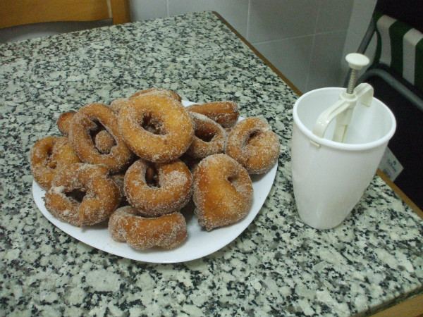 ROSQUILLAS ECHA CON ROSQUILLERA