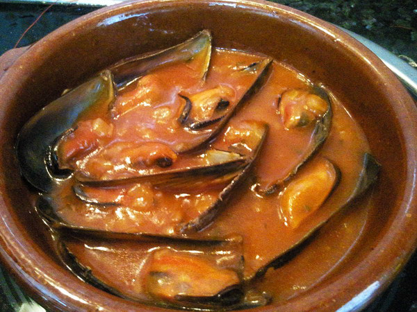 Mejillones con Tomate