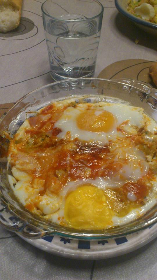 HUEVOS AL PLATO