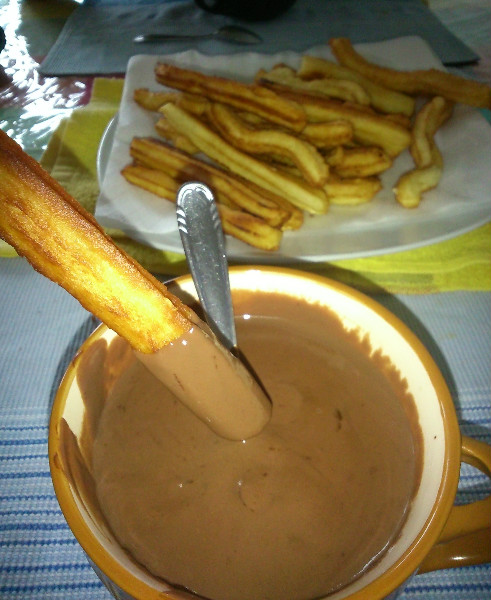 Churros con chocolate