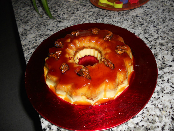 TARTA DE CREMA DE QUESO Y TOCINO DE CIELO.