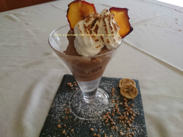 Helado de plátano y chocolate con thermomix