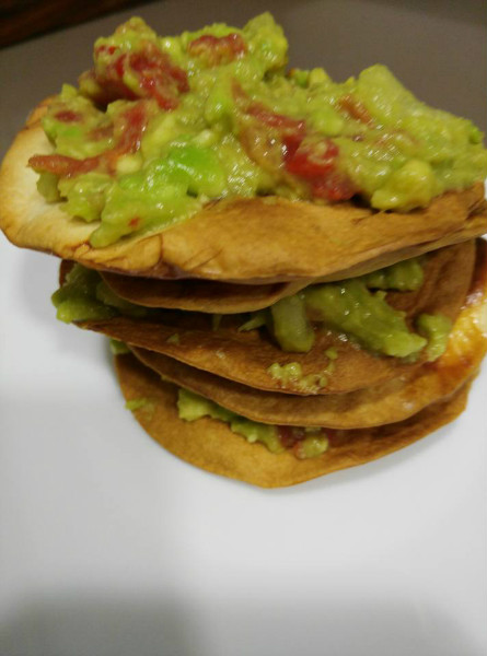 EMPANADILLAS DE GUACAMOLE