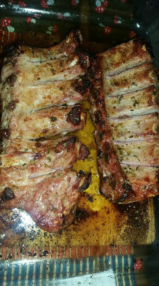 COSTILLAR DE CERDO ADOBADO AL HORNO