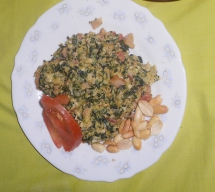 receta revuelto de huevos con espinacas, atún y beicon