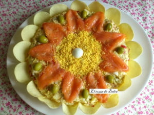 receta ENSALADILLA RUSA CON FLOR DE SALMÓN