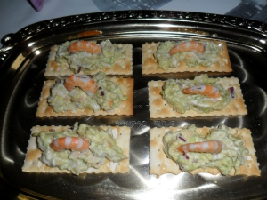 receta tostadas de aguacate con langostinos