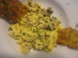 receta Revuelto de manitas de cerdo