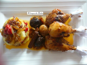 receta POLLO CONFITADO CON CIRUELAS Y PIÑONES