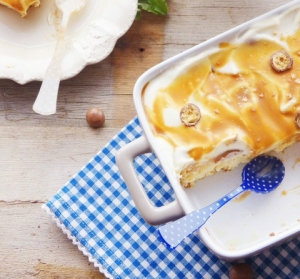 receta Pastel de leches varias con salsa de caramelo salado