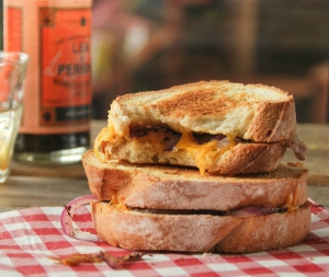 receta Sandwich fundidito de cebolla