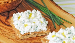 receta Queso cottage aliñao