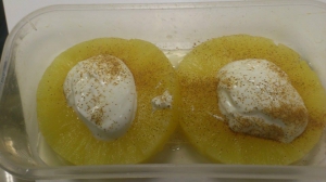 receta PIÑA CON YOGUR Y CANELA
