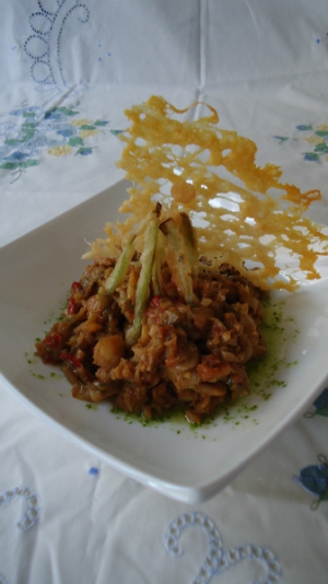 receta ROSADA A LA ROTEÑA CON TEMPURA DE PIEMIENTOS Y CRUJIENTE DE QUESO