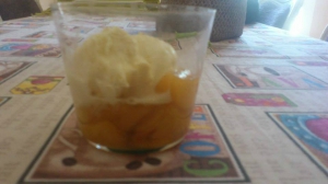 receta PONCHE DE MELOCOTON CON HELADO