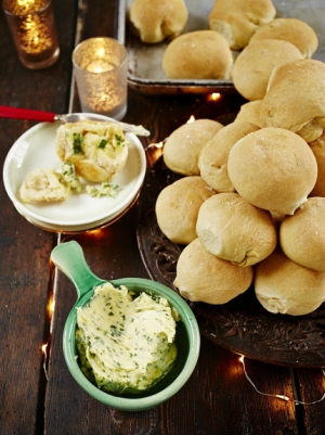 receta Bolas de pan con mantequilla de ajo de Jamie Oliver